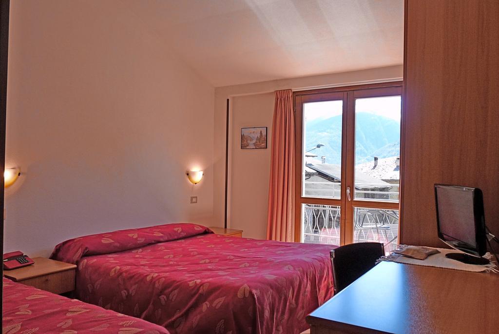 Hotel La Rosa Teglio Eksteriør billede