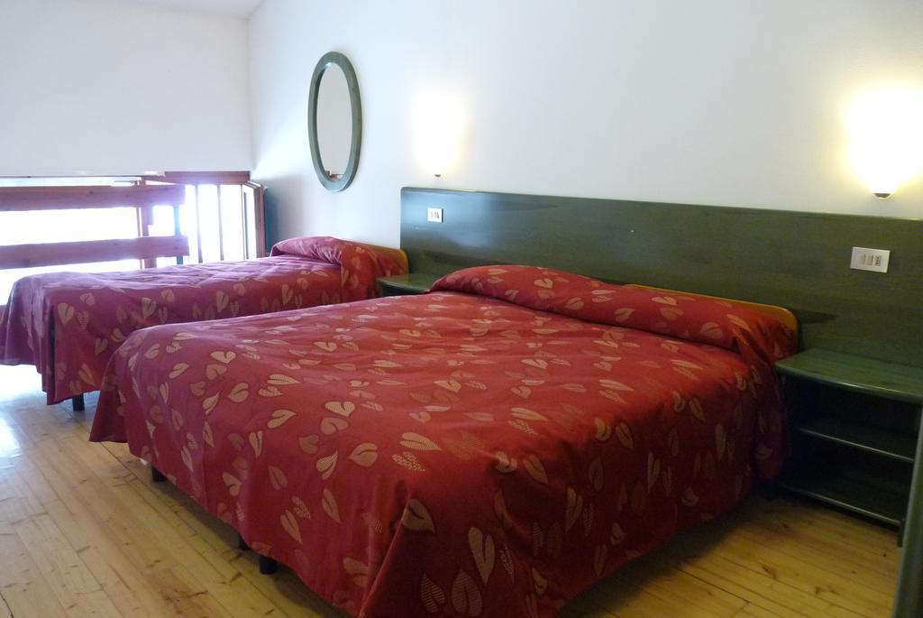 Hotel La Rosa Teglio Eksteriør billede