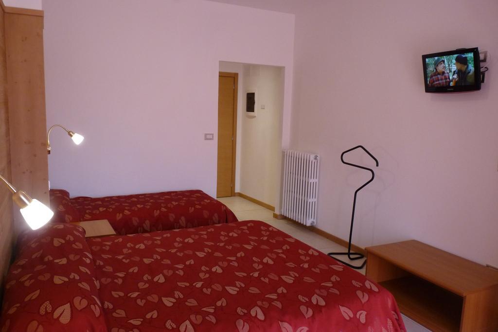 Hotel La Rosa Teglio Eksteriør billede